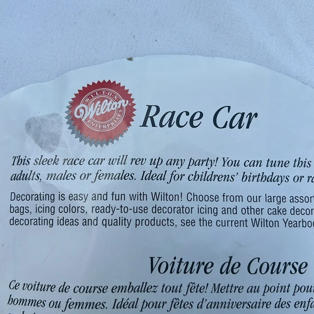 Vintage 1997 Wilton race car cake pan birthday celebration party